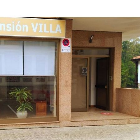 Pension Villa ** コミージャス エクステリア 写真