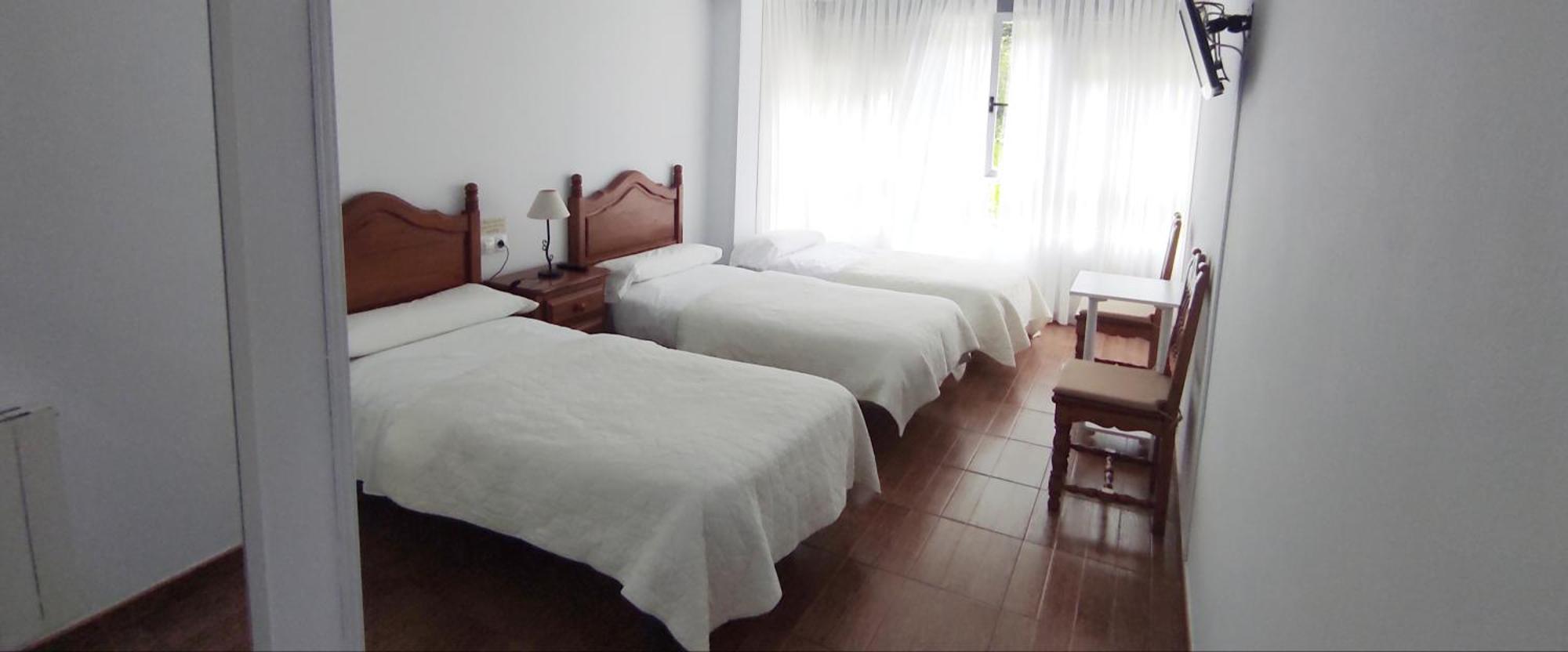 Pension Villa ** コミージャス エクステリア 写真