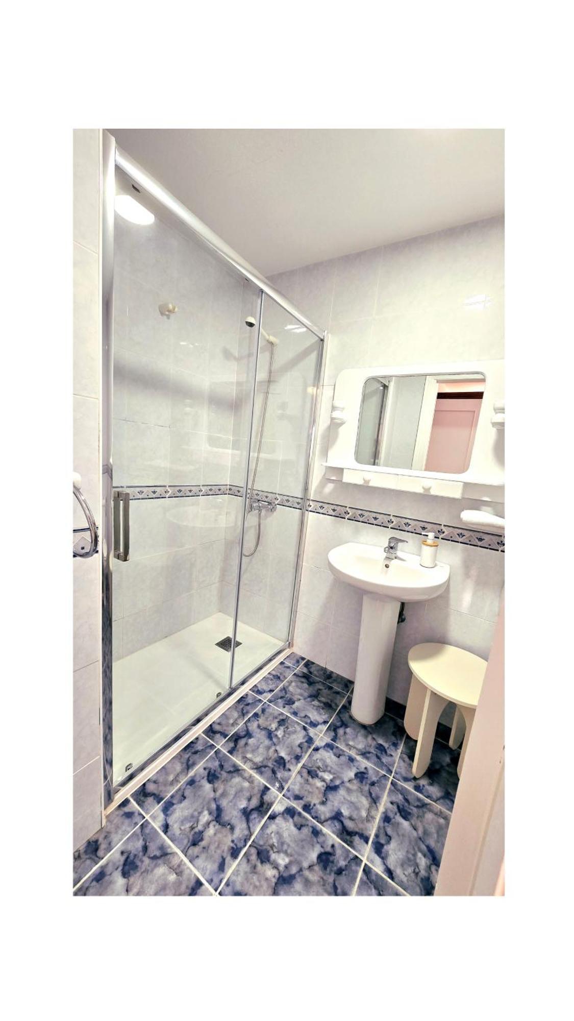 Pension Villa ** コミージャス エクステリア 写真